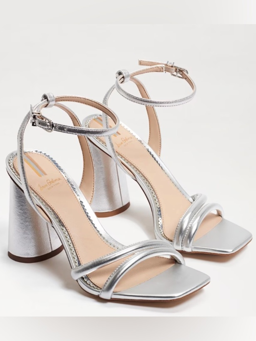 ♥️♥️ Sam Edelman Kia Block Heel Silver Metallic |  US 7M